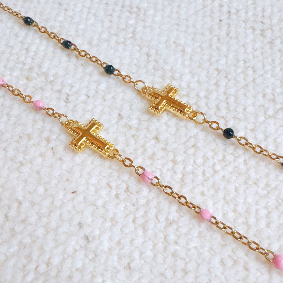 Dainty Chain Cross Bracelet