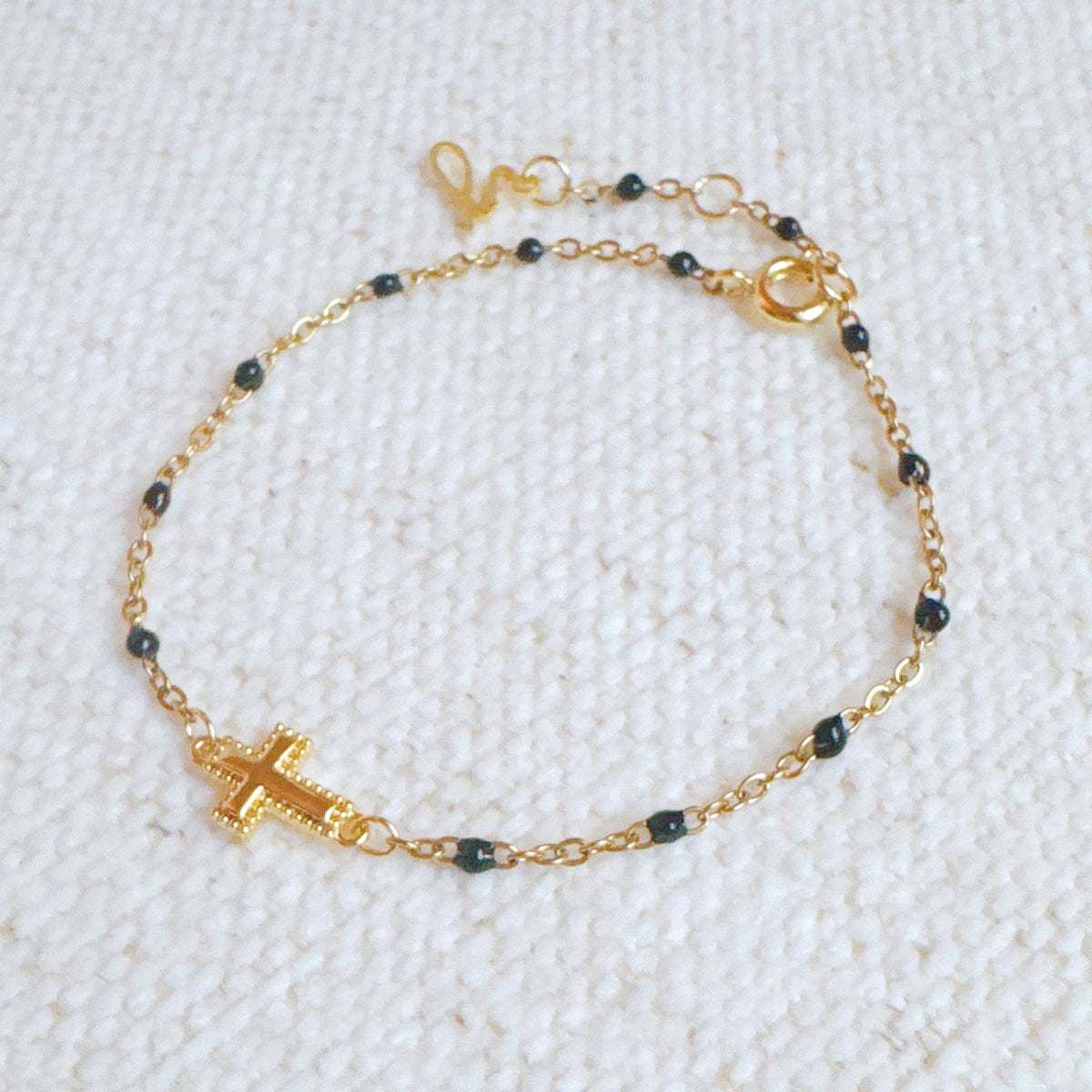 Dainty Chain Cross Bracelet